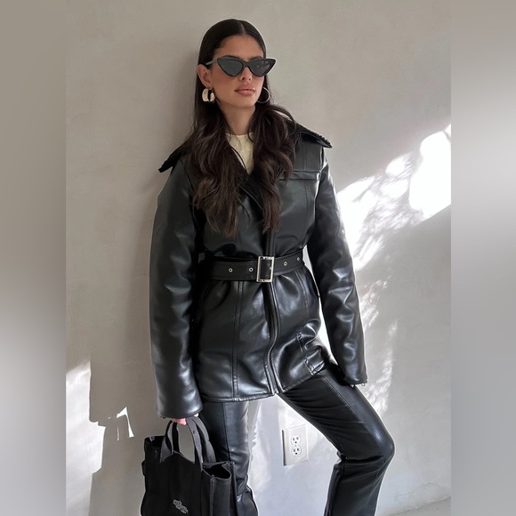 VEILED Jackets & Blazers - VEILED -Reversible Vegan Leather Sherpa Aviator Coat - Black